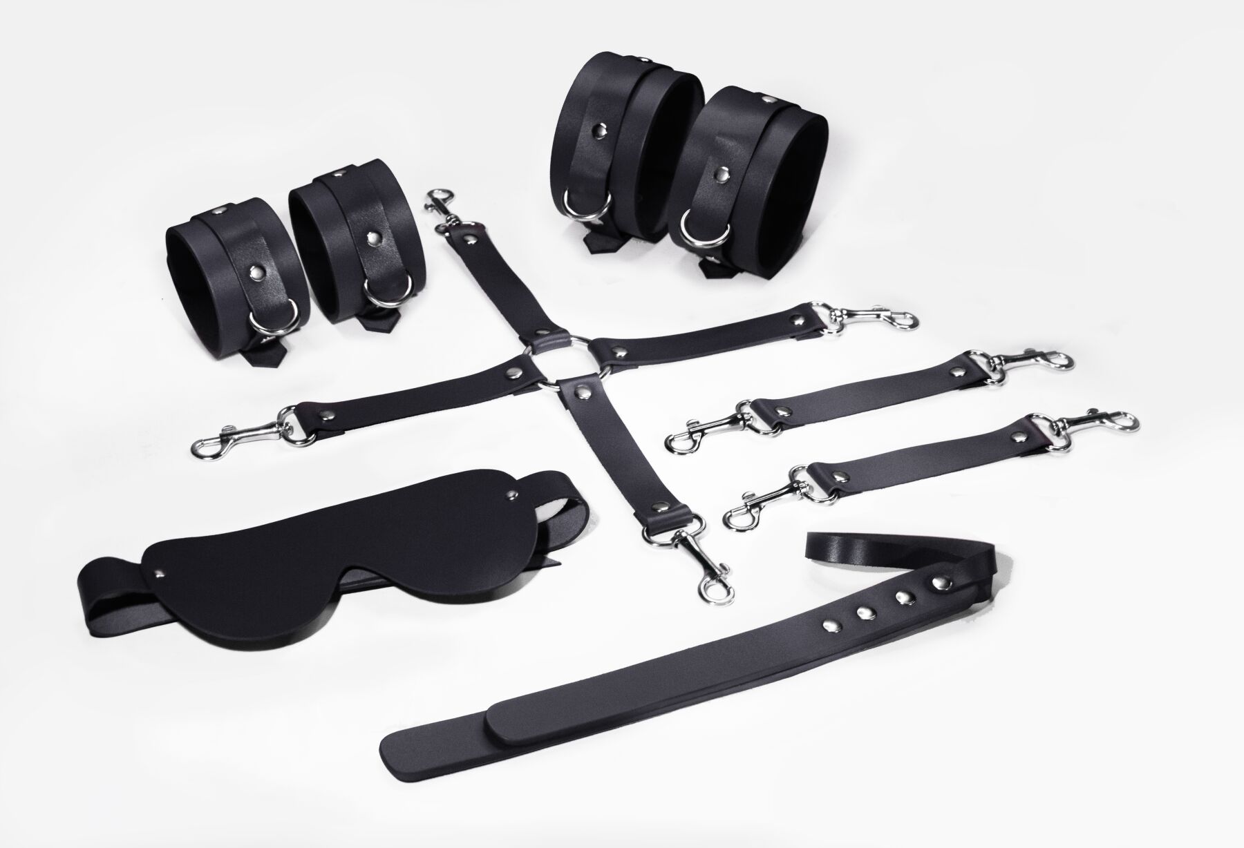 Набір Feral Feelings BDSM Kit 5 Black, наручники, поножі, хрестовина, маска, падл